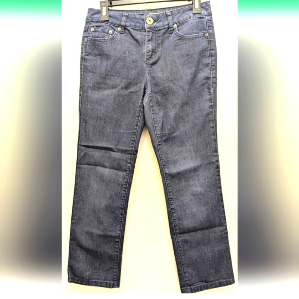 DKNY Women's Straight Leg Jeans - 4P
